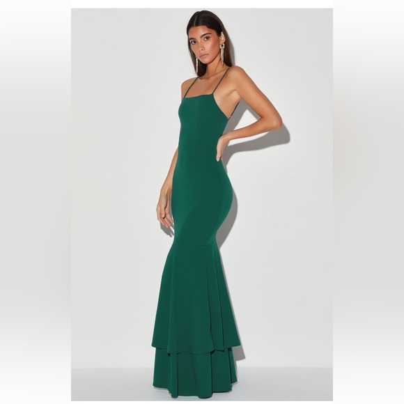 LULU'S SZ XL Tier and There Hunter Green Tiered Trumpet Hem Maxi Dress NEW B124 - Picture 1 of 5